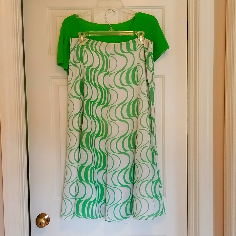 Josephine Chaus Sz 10 Vivid Green and White Tea Length Chiffon Skirt